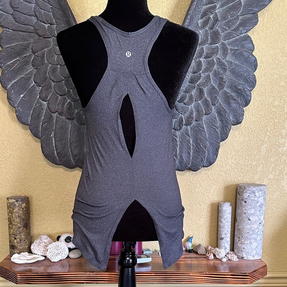 Lululemon open back Tank Top - Picture 3 of 4